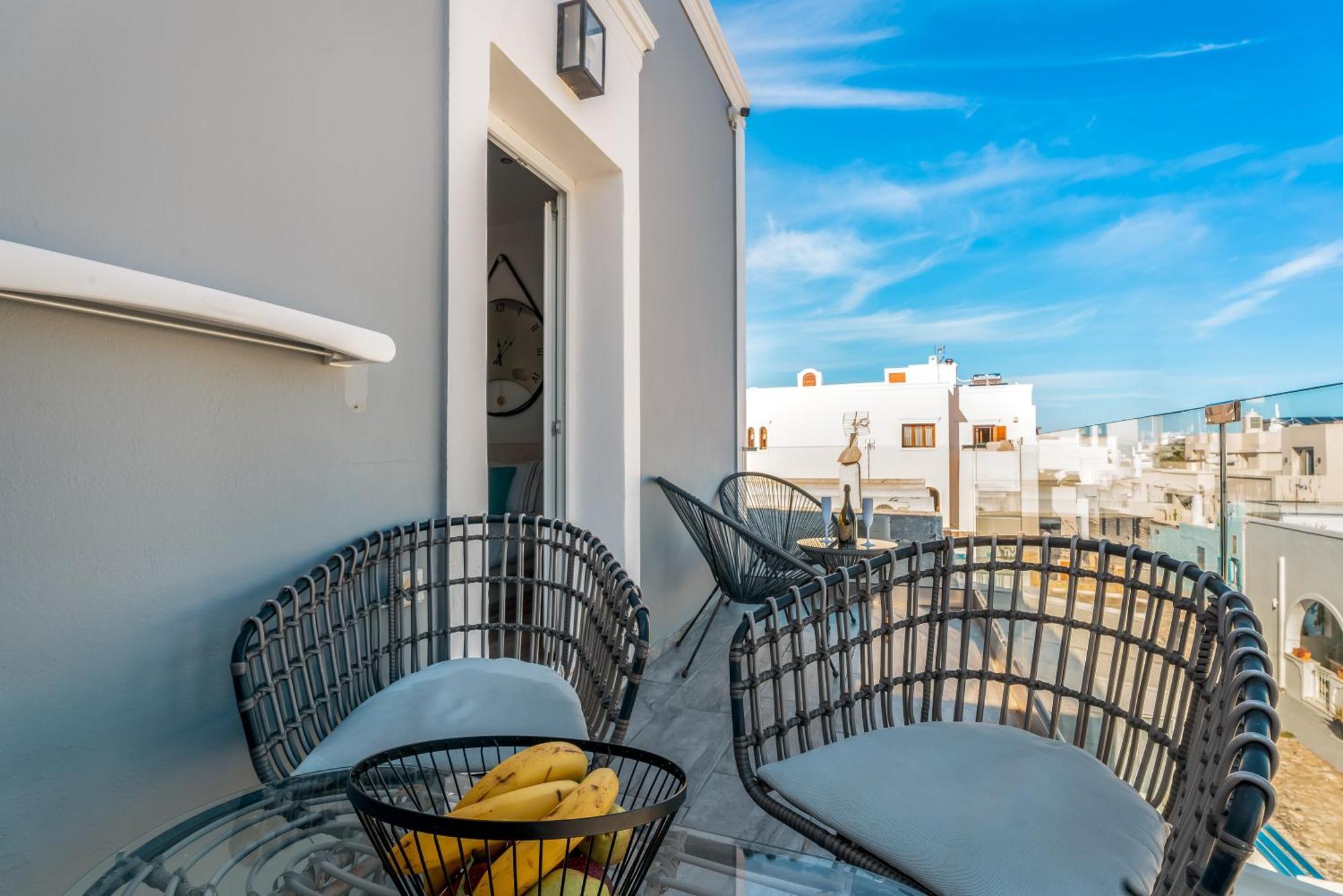 Oasis Suites Fira Fira (Santorini) Zewnętrze zdjęcie